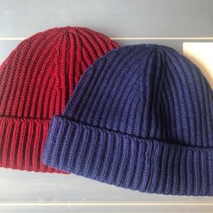 2 Merino Wool Beanies Stewart of Scotland